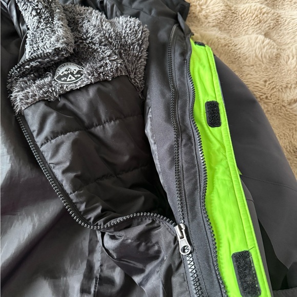 Boys double winter jacket/coat - Picture 10 of 12